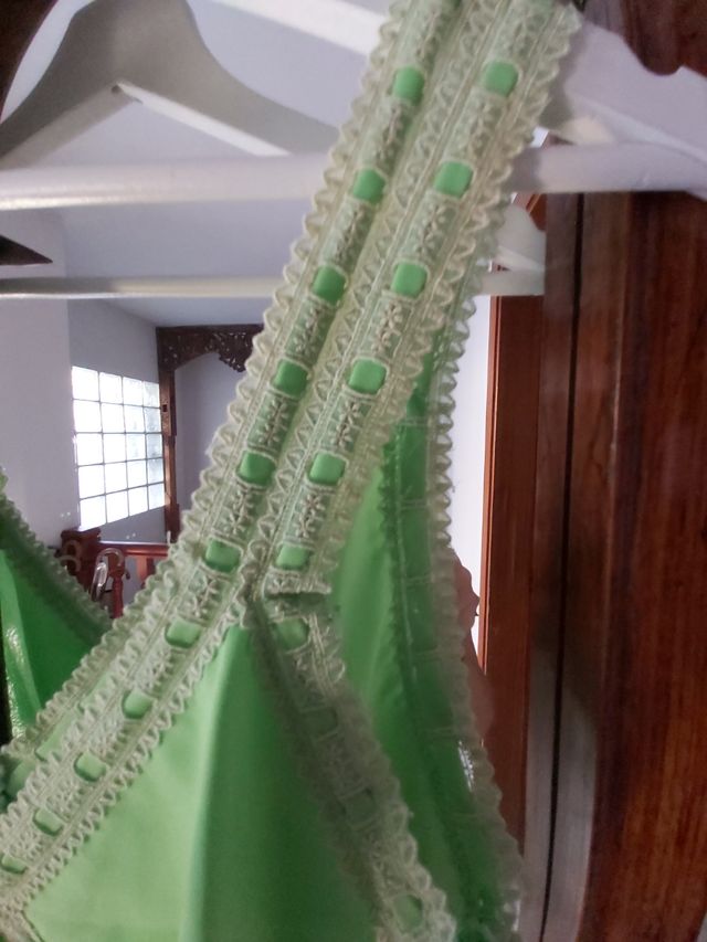 Camison verde lima precioso.