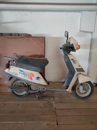 Portafusibles Suzuki lido