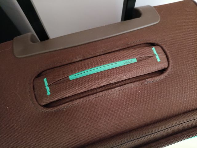 Samsonite, maleta mediana en tela, dos ruedas