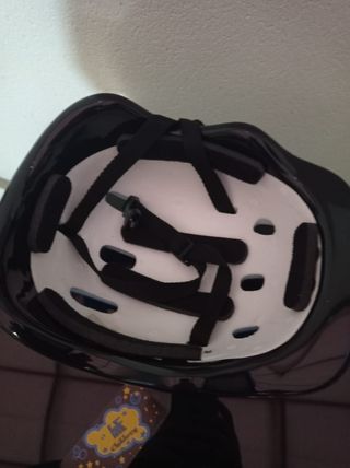 Casco y protecciones infantil