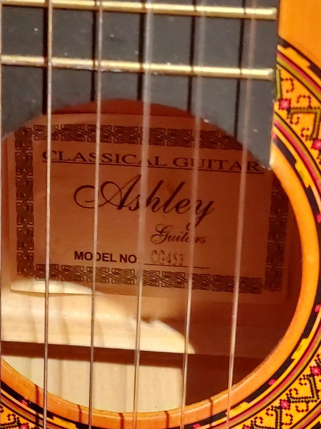 CLASSICAL GUITAR ASHLEY CG 453