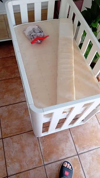 Minicuna colecho DOCO Sleeping. 