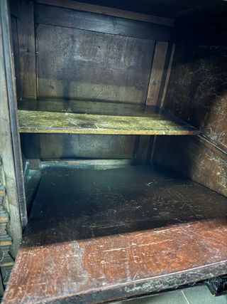 Aparador  de Madera Antiguo