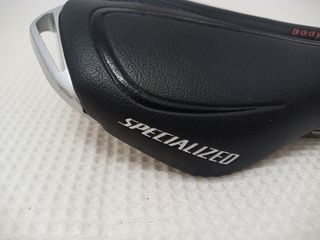 Sillín SPECIALIZED TOUPE+ Expert