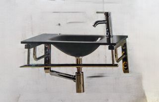 LAVABO A ESTRENAR