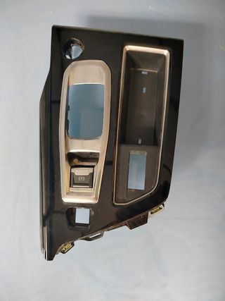 Consola central embellecedor Peugeot5008