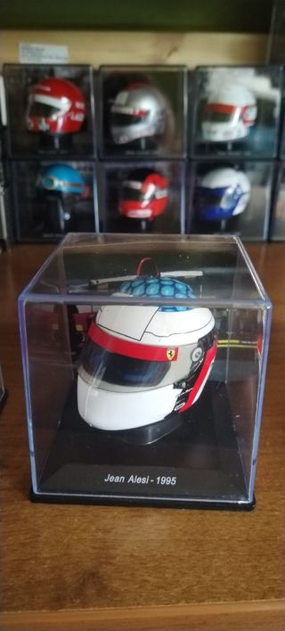 Caschi ferrari