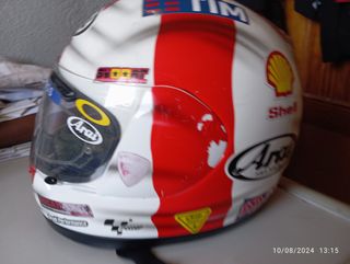 Casco arai ,bien estado. Sólo envío por agencia 24