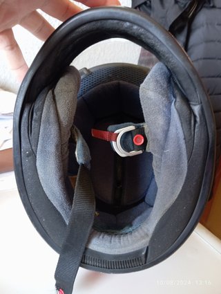 Casco arai ,bien estado. Sólo envío por agencia 24