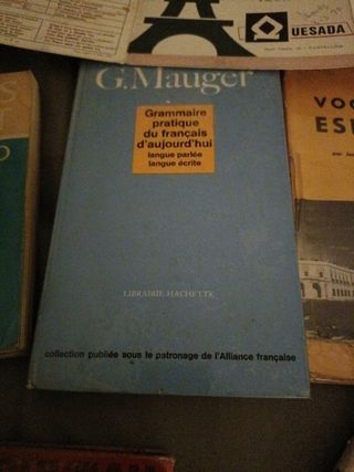 LOTE para estudiar  FRANCES.   todo lo necesario