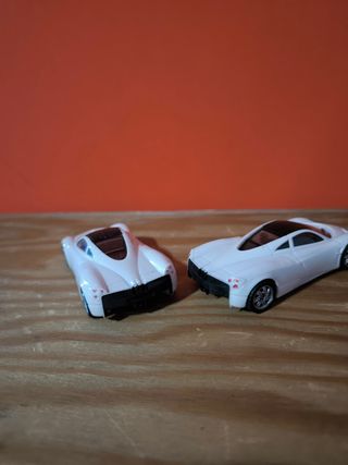 Modellino auto coppia