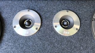 Equipo car audio subwoffer Kicker Beyma MS