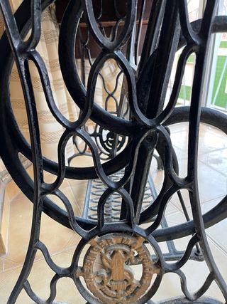 Maquina de coser SINGER