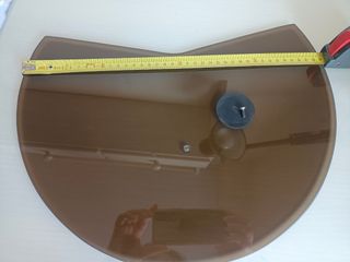 Mesita de cristal para lámpara de pié