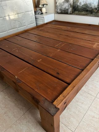 SE VENDE URGENTE! Somier artesano de madera