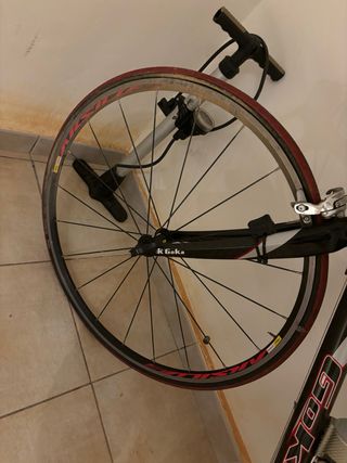 Bicicleta de carretera Goka