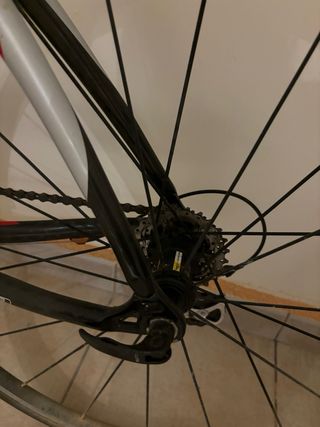 Bicicleta de carretera Goka