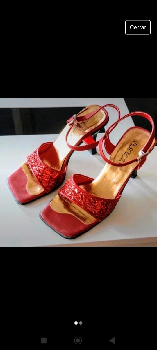Sandalias tacón rojo