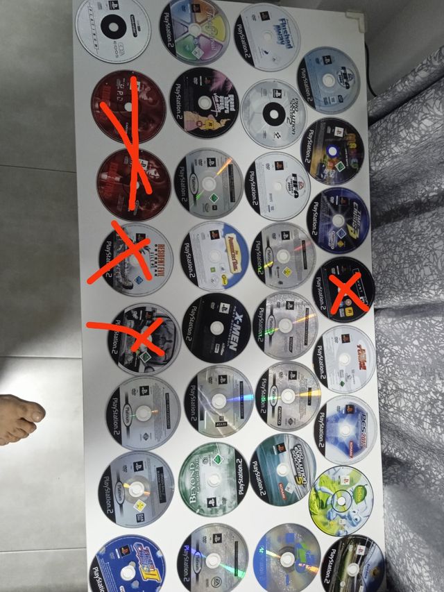 Consola PS2 i juegos por 50€ el lote juegos