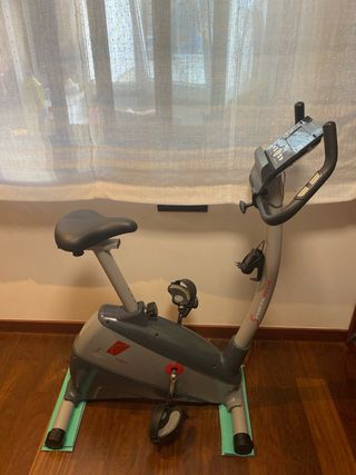 Bicicleta estática como nueva