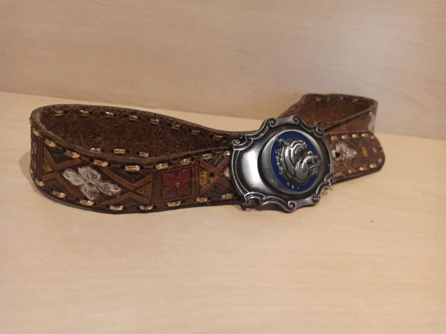 Antiguo cinturon Bulldog.