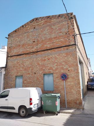 Nave, piso,meson,casa