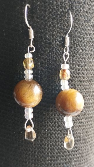 Preciosos Pendientes de Piedras.