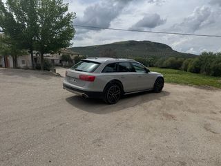 Audi A6 Allrood 2013