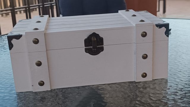 Baúl madera pequeño