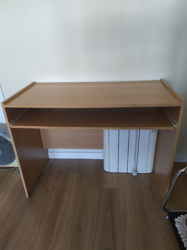 Mesa de ordenador u oficina