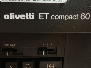 Maquina escribir electrica - olivetti