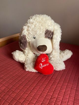 Peluche perro grande