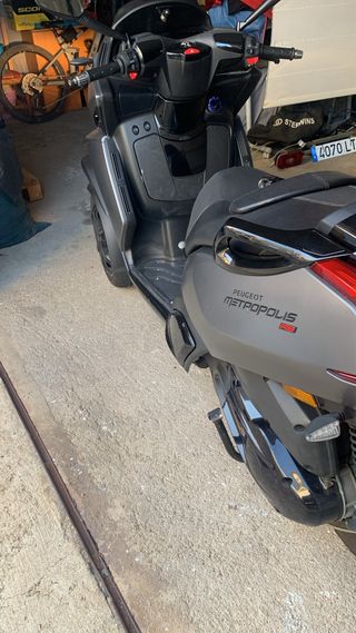 Moto Peugeot Metropolis 400 RS
