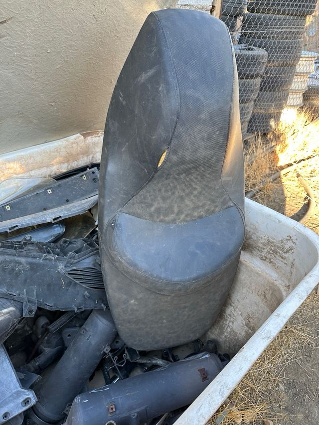 Depiece de kymco super dink 125/300