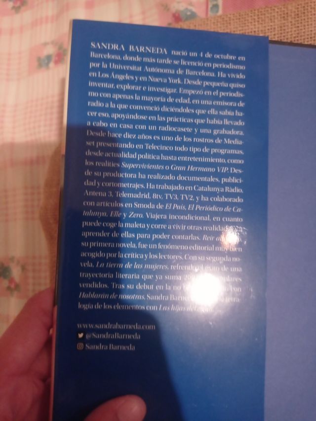 Libro las hijas del agua.