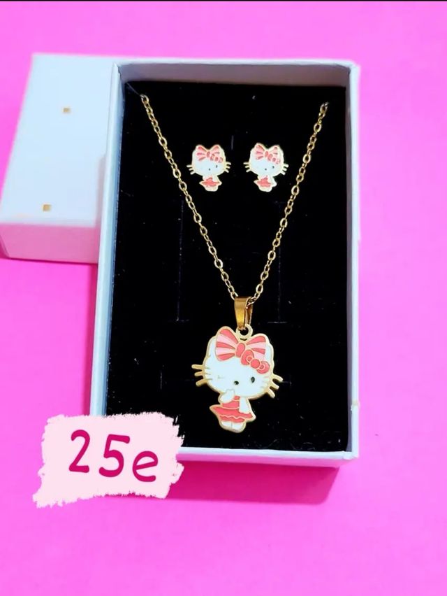 Conjuntos de hello kitty desde 25€