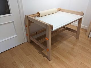 Escritorio infantil Ikea FLISAT