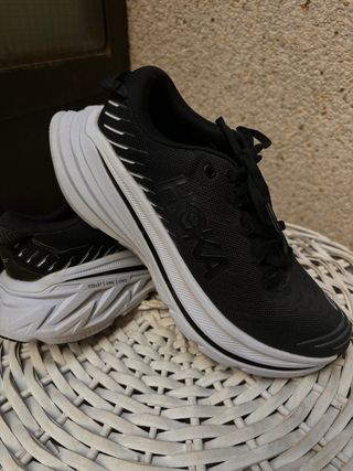 HOKA BONDI X N°38 Chica