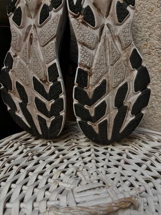 HOKA BONDI X N°38 Chica