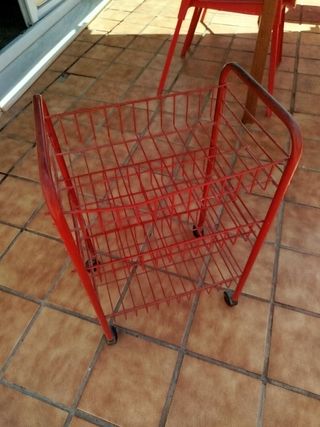 Carrito auxiliar rojo
