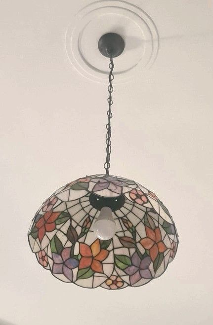 lampadario stile Lyberty fatto a mano