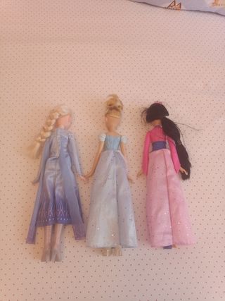 Muñecas tipo Barbie