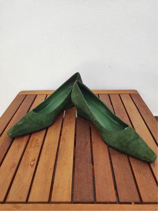 Zapatos cuña ante verde