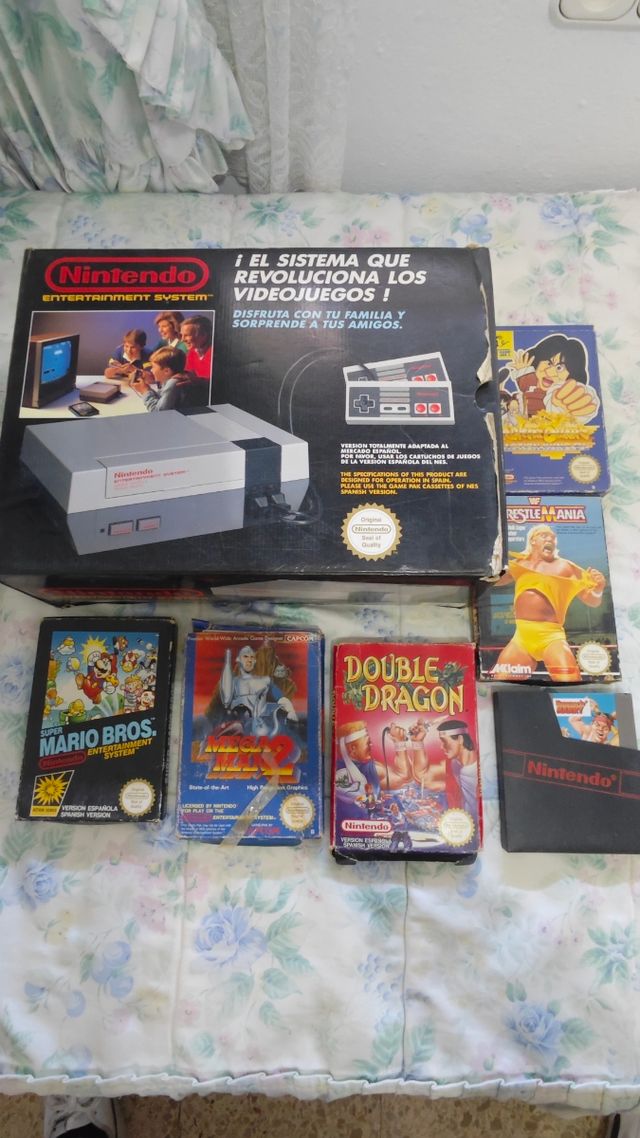 NINTENDO NES+2 TELECOMANDI+GIOCHI