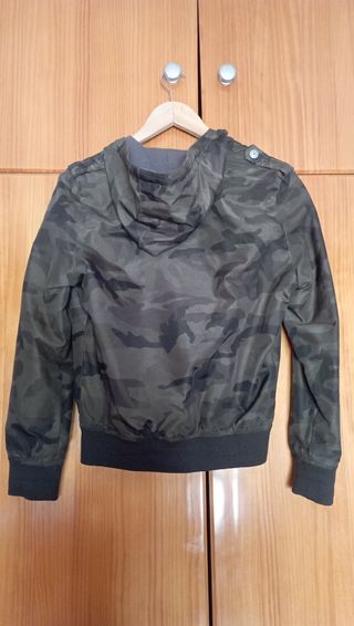 Cazadora militar 