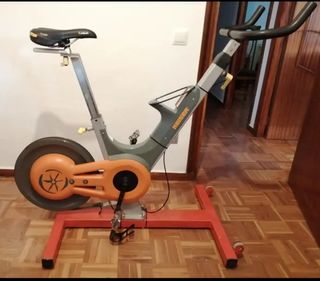 Bicicleta spinning keiser
