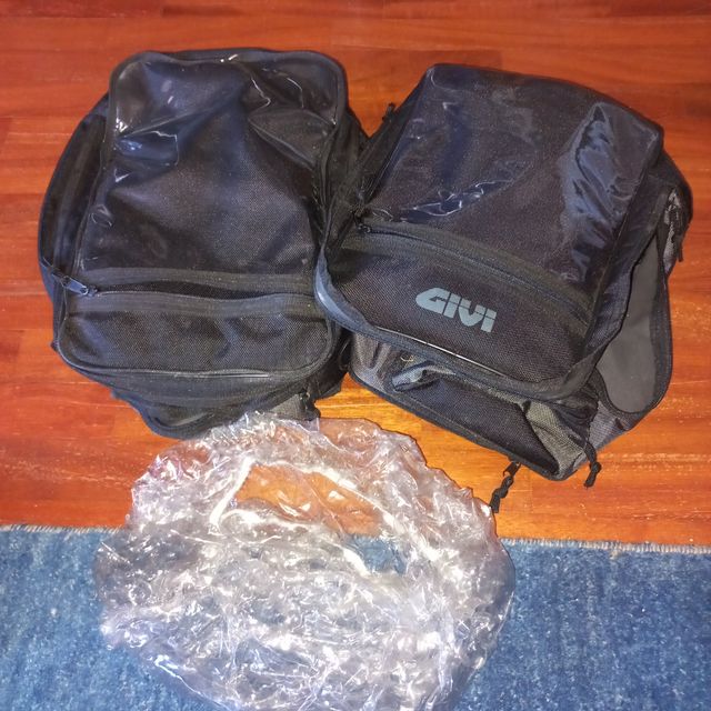 Borsa serbatoio magnetica per moto