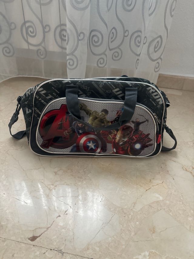 MOCHILA AGE OF ULTRON