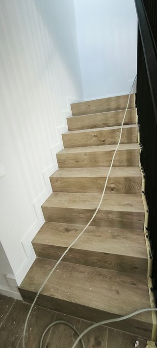 Instalación de parquet,puertas correderas,de paso 