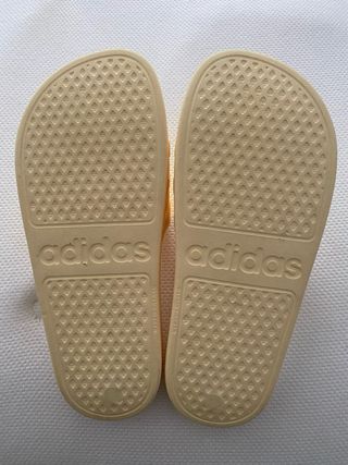 Chanclas adidas 